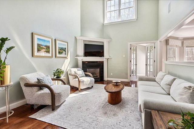 10 Trevor Ln 10, Hopkinton, MA 01748