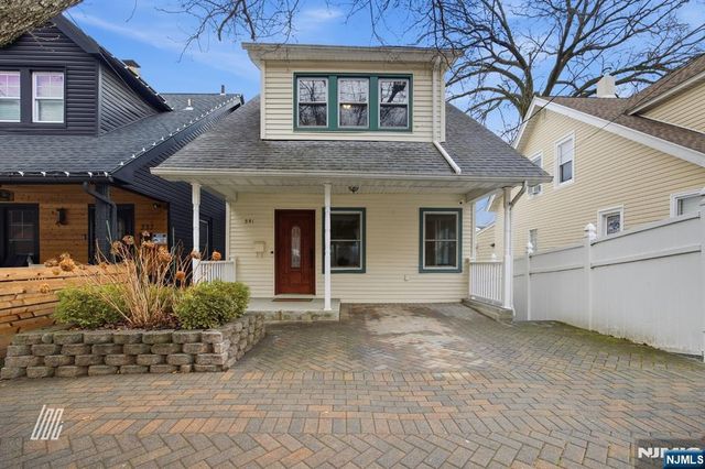 331 Undercliff Avenue, Edgewater, NJ 07020