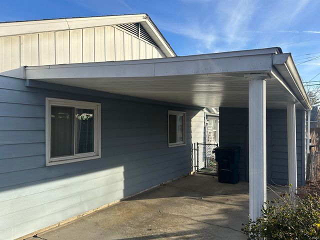 3202 S Jefferson Street, Muncie, IN 47302