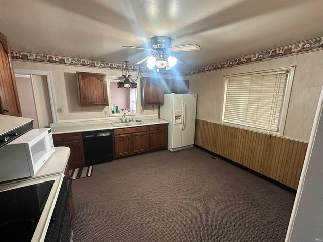 3202 S Jefferson Street, Muncie, IN 47302