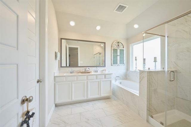 7054 Lauren Oak Drive, Conroe, TX 77304