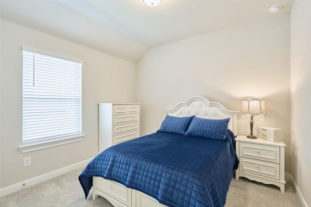 7054 Lauren Oak Drive, Conroe, TX 77304