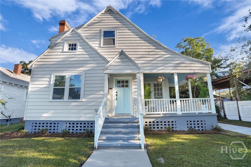 Image 4 of property listing at 1010 E 31st Street, Savannah, GA 31401