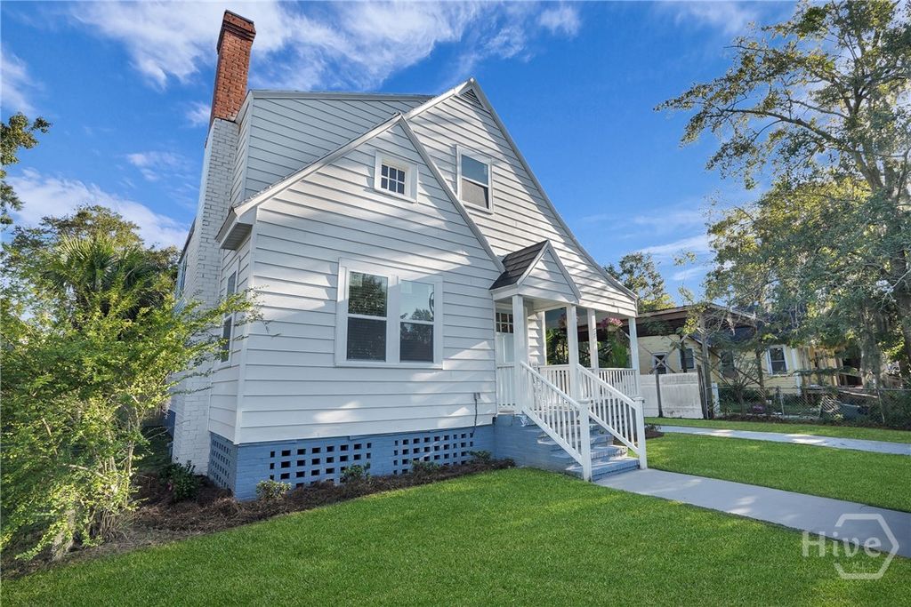 Image 5 of property listing at 1010 E 31st Street, Savannah, GA 31401