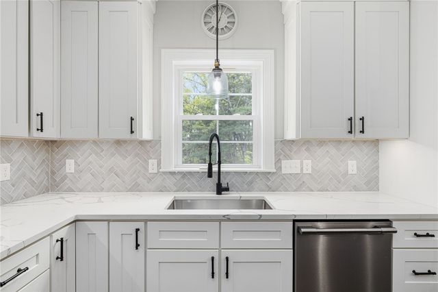 59 Club House Road, Coventry, RI 02816