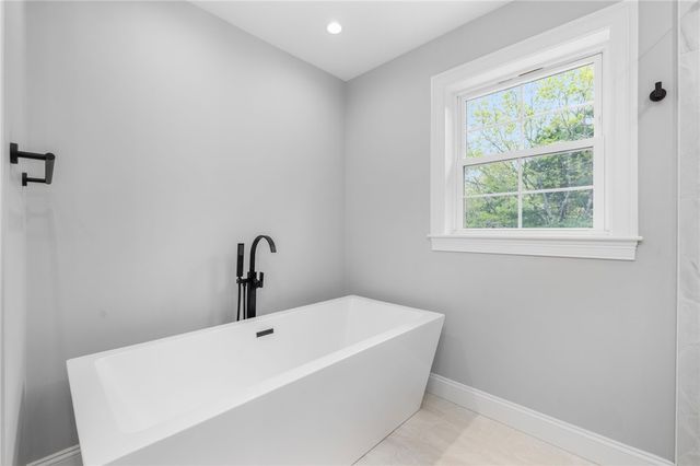 59 Club House Road, Coventry, RI 02816