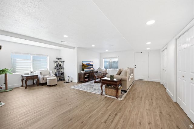 100 E GILBERT PEAK WAY, Eagle Mountain, UT 84005