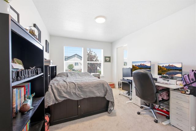100 E GILBERT PEAK WAY, Eagle Mountain, UT 84005