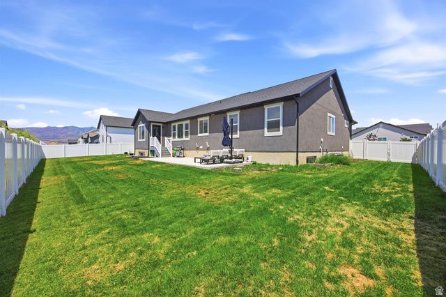 100 E GILBERT PEAK WAY, Eagle Mountain, UT 84005