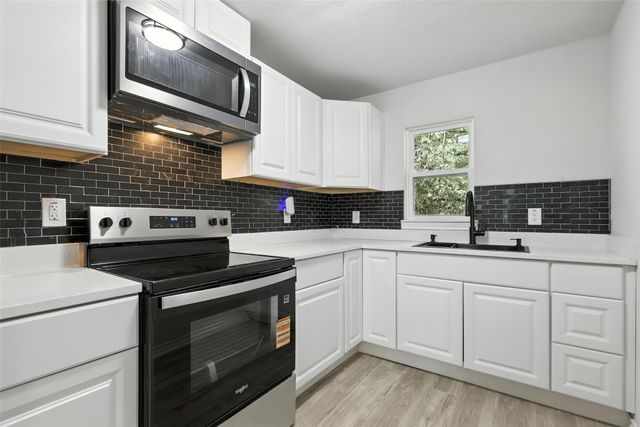 3212 Galvez Avenue, Fort Worth, TX 76111