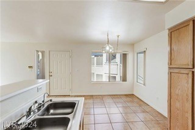 3425 East Russell Road 220, Las Vegas, NV 89120