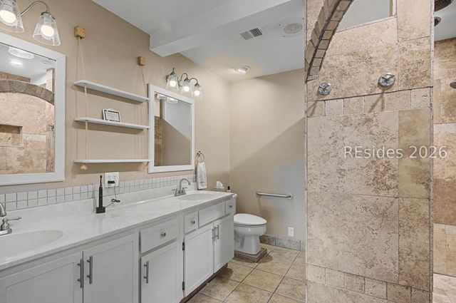 2 Brown Thrasher Rd, Hilton Head Island, SC 29926