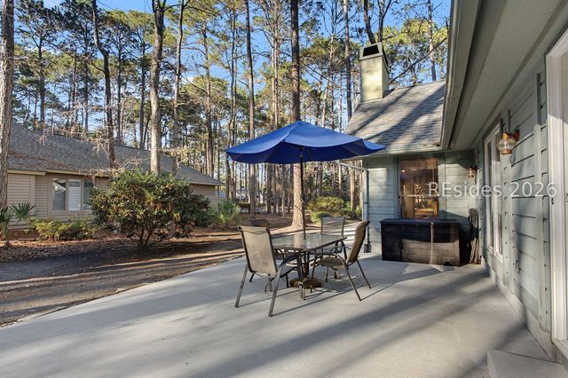 2 Brown Thrasher Rd, Hilton Head Island, SC 29926