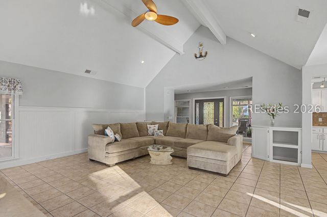 2 Brown Thrasher Rd, Hilton Head Island, SC 29926