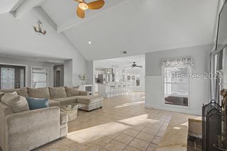 2 Brown Thrasher Rd, Hilton Head Island, SC 29926