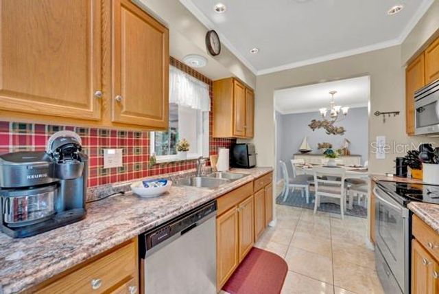 133 STAFFORD CIRCLE, Palm Harbor, FL 34684