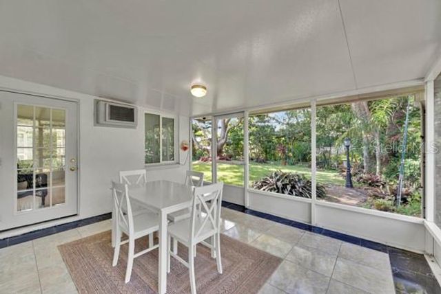 133 STAFFORD CIRCLE, Palm Harbor, FL 34684