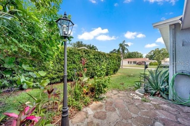 133 STAFFORD CIRCLE, Palm Harbor, FL 34684
