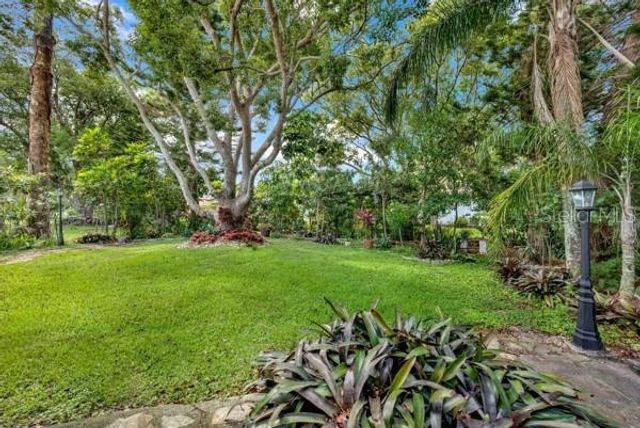 133 STAFFORD CIRCLE, Palm Harbor, FL 34684