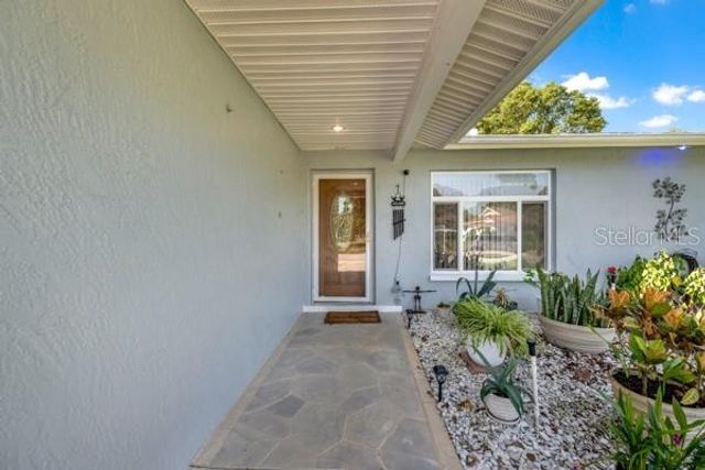 133 STAFFORD CIRCLE, Palm Harbor, FL 34684