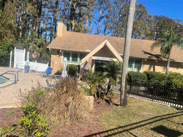 133 STAFFORD CIRCLE, Palm Harbor, FL 34684