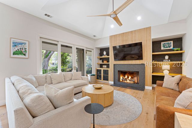 357 Long Cove Dr, Hilton Head Island, SC 29928