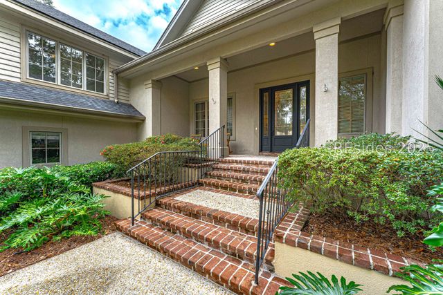 357 Long Cove Dr, Hilton Head Island, SC 29928