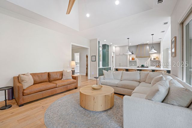 357 Long Cove Dr, Hilton Head Island, SC 29928