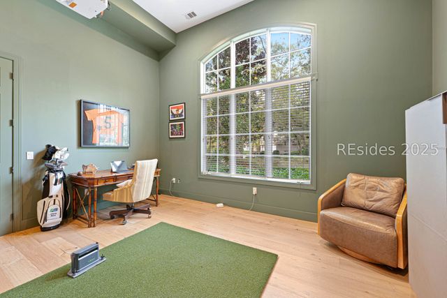 357 Long Cove Dr, Hilton Head Island, SC 29928