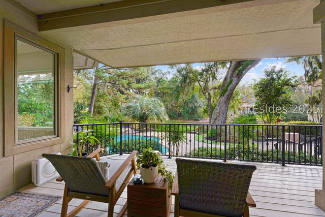 357 Long Cove Dr, Hilton Head Island, SC 29928