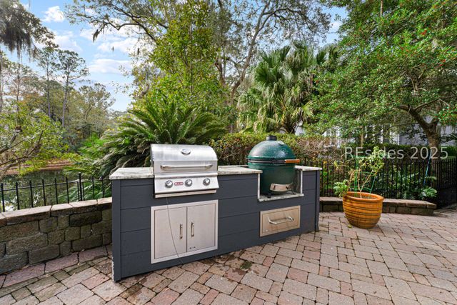 357 Long Cove Dr, Hilton Head Island, SC 29928