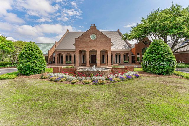 357 Long Cove Dr, Hilton Head Island, SC 29928