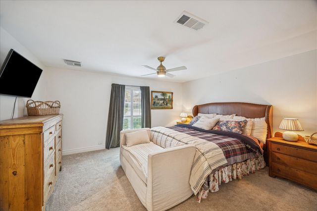 660 Louisiana Park, Conroe, TX 77302