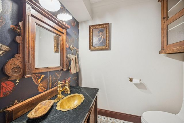 660 Louisiana Park, Conroe, TX 77302