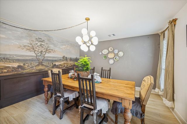 660 Louisiana Park, Conroe, TX 77302