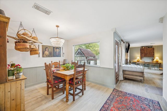 660 Louisiana Park, Conroe, TX 77302