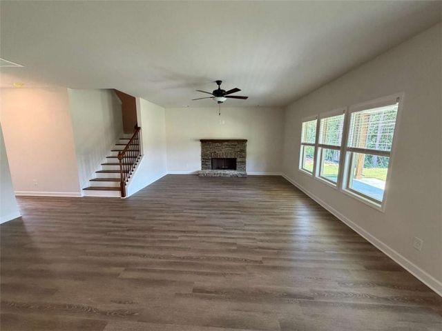 6454 Plantation Station Dr, Lula, GA 30554