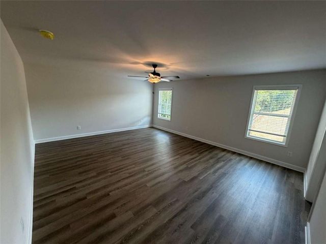 6454 Plantation Station Dr, Lula, GA 30554