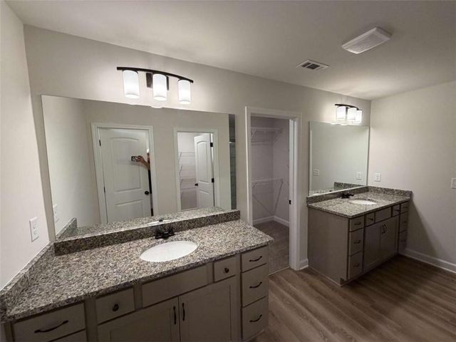 6454 Plantation Station Dr, Lula, GA 30554