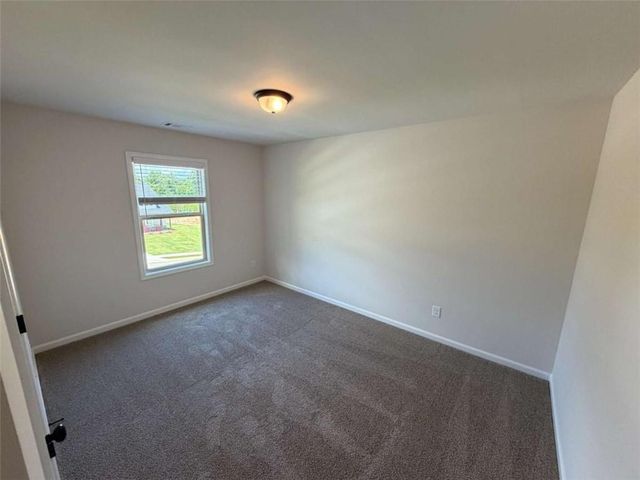 6454 Plantation Station Dr, Lula, GA 30554