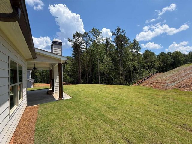 6454 Plantation Station Dr, Lula, GA 30554