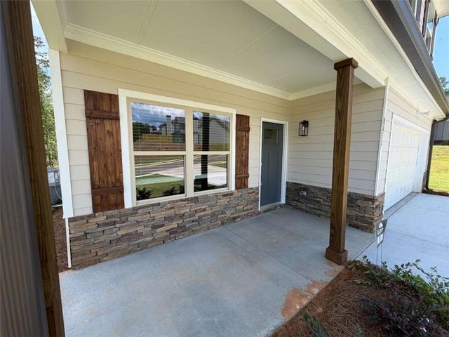 6454 Plantation Station Dr, Lula, GA 30554