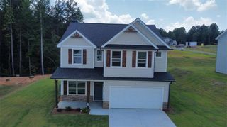 6454 Plantation Station Dr, Lula, GA 30554