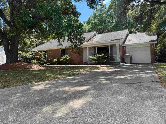 1925 Dunlap St, Pensacola, FL 32507