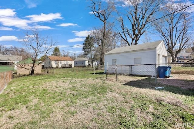 8143 Airport Road, St Louis, MO 63134