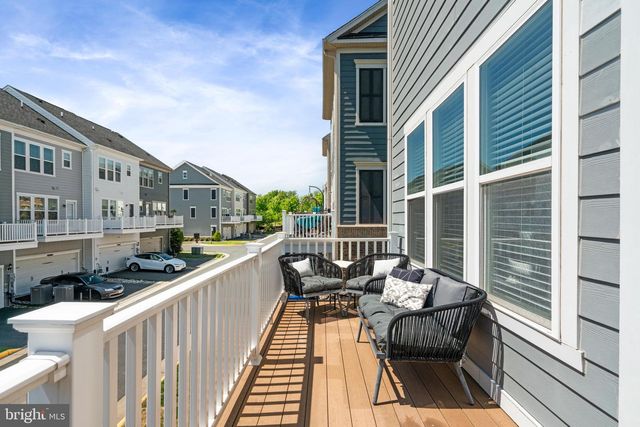 17259 HERRING GULL LN, Dumfries, VA 22026