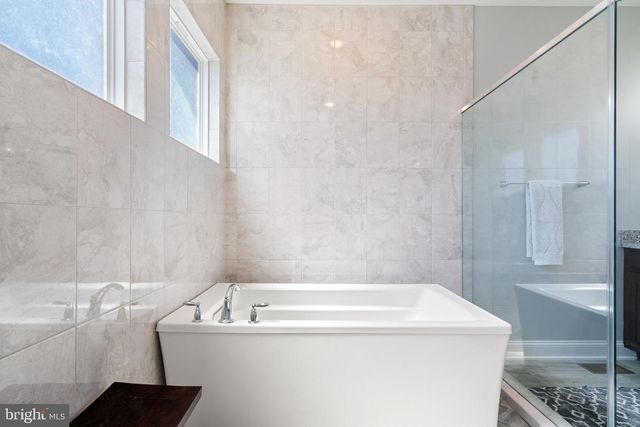17259 HERRING GULL LN, Dumfries, VA 22026