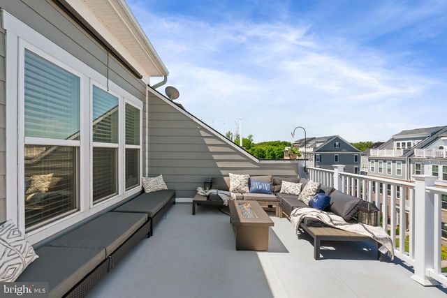 17259 HERRING GULL LN, Dumfries, VA 22026