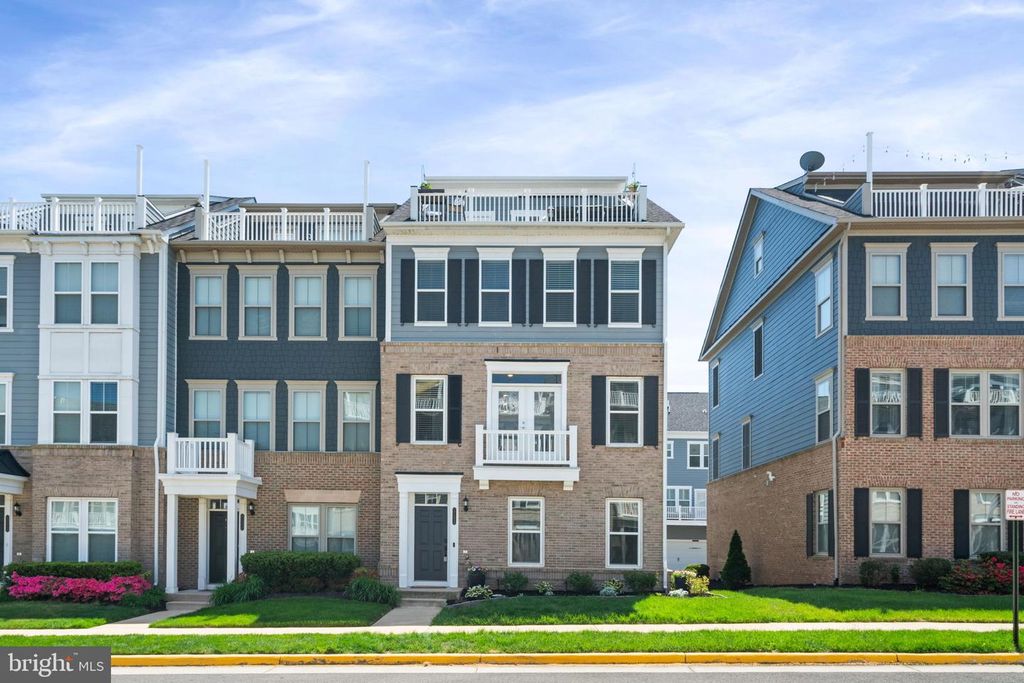 17259 HERRING GULL LN, Dumfries, VA 22026