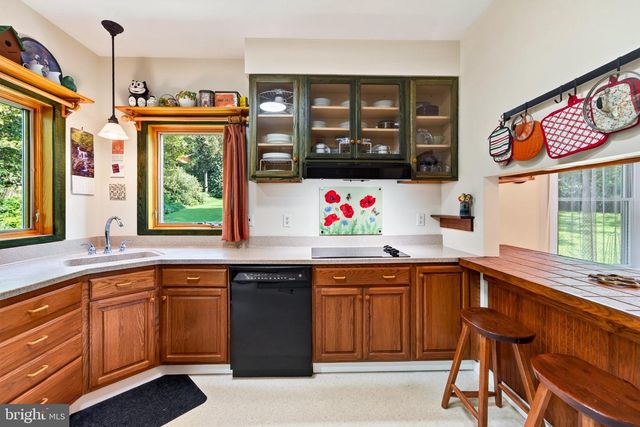 679 SPENCER RD, Avondale, PA 19311